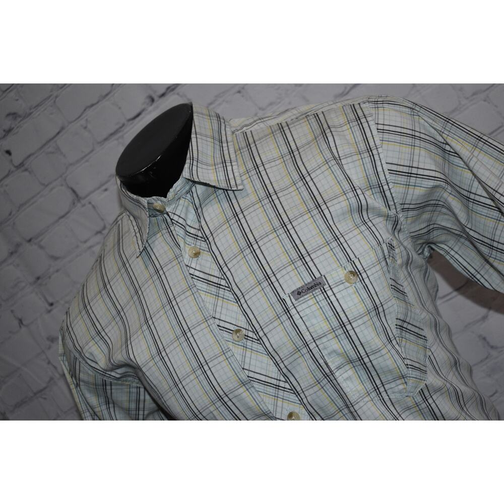 Columbia Titanium Fishing Shirt Men Size Medium Performance Hiking Vented - Picture 1 of 7